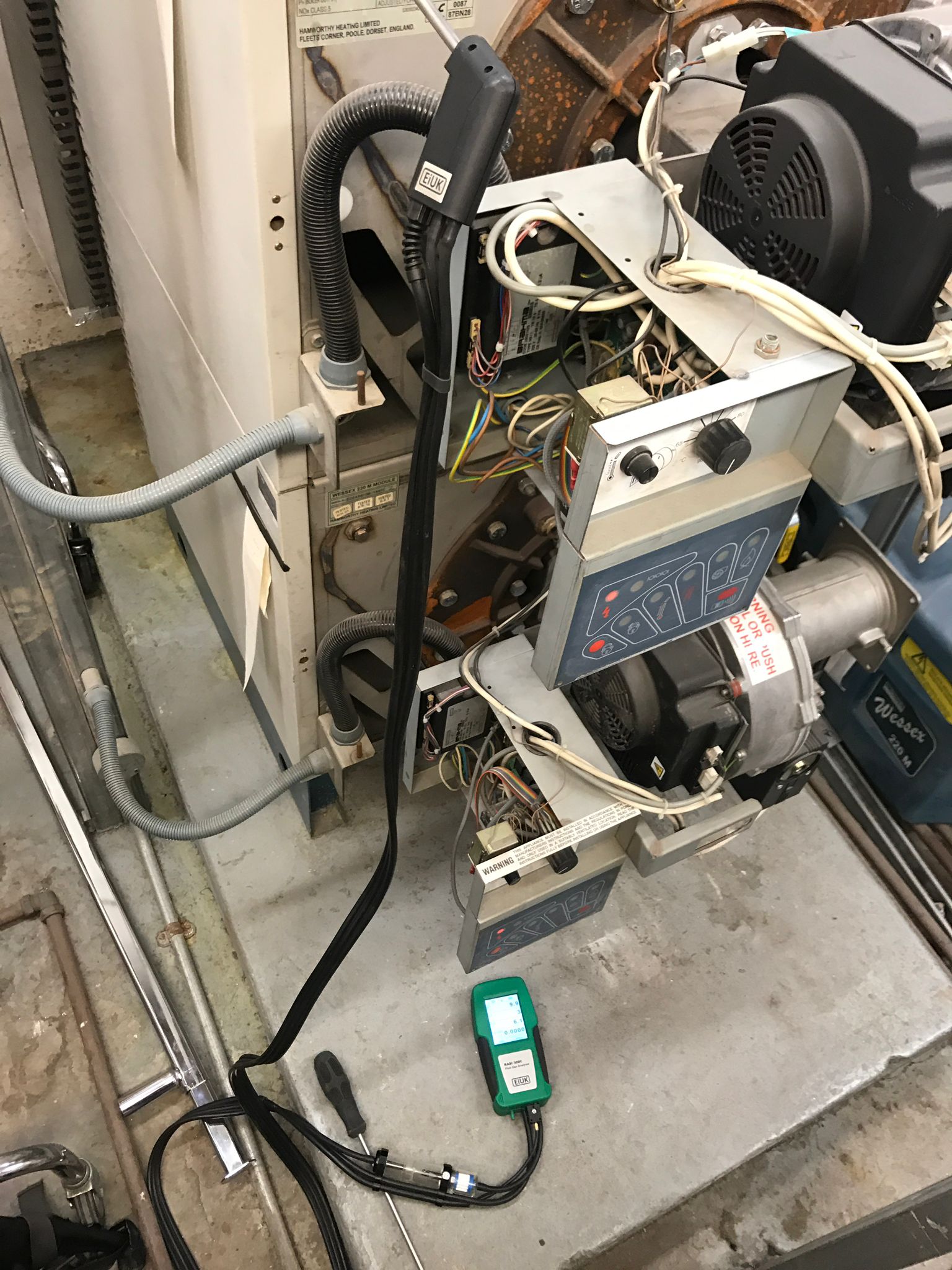 gas safe registered engineer near me Paddock Wood, TN12